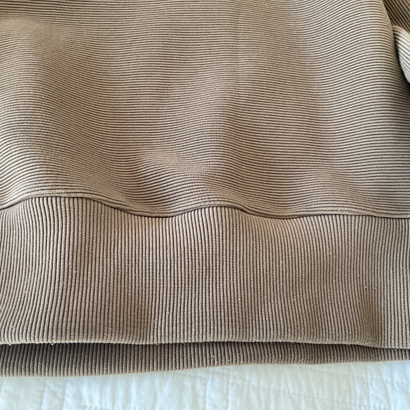 Varley Vine Pullover - Picture 10 of 12